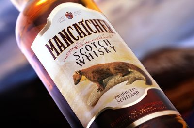Агентство «RUNWAY BRANDING» разработало дизайн новой марки шотландского виски «Mancatcher»