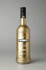 Золотая бутылка для литовской водки от «Гласс Декор» (28.02.2015)